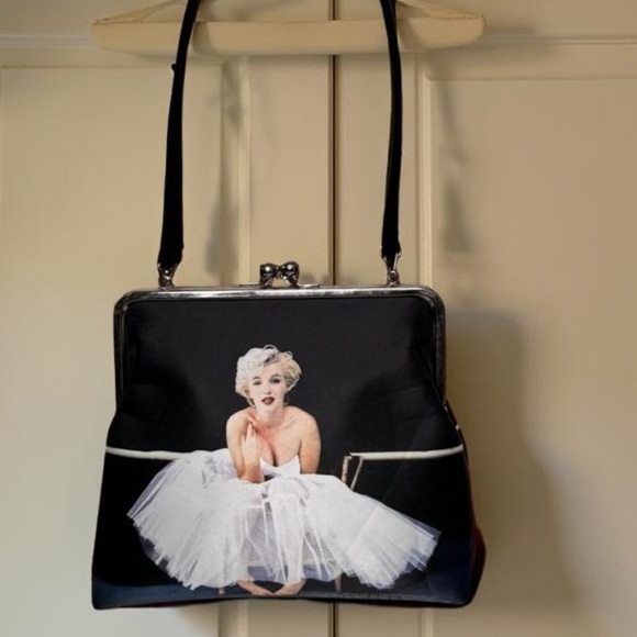 Marilyn Monroe purse,kiss lock & matching wallet, gingham interior Y2K 2002 - Picture 3 of 7